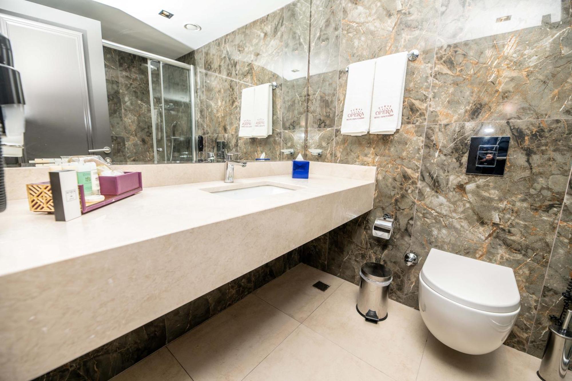 Grand Opera Hotel & Casino & Spa Kyrenia  Extérieur photo