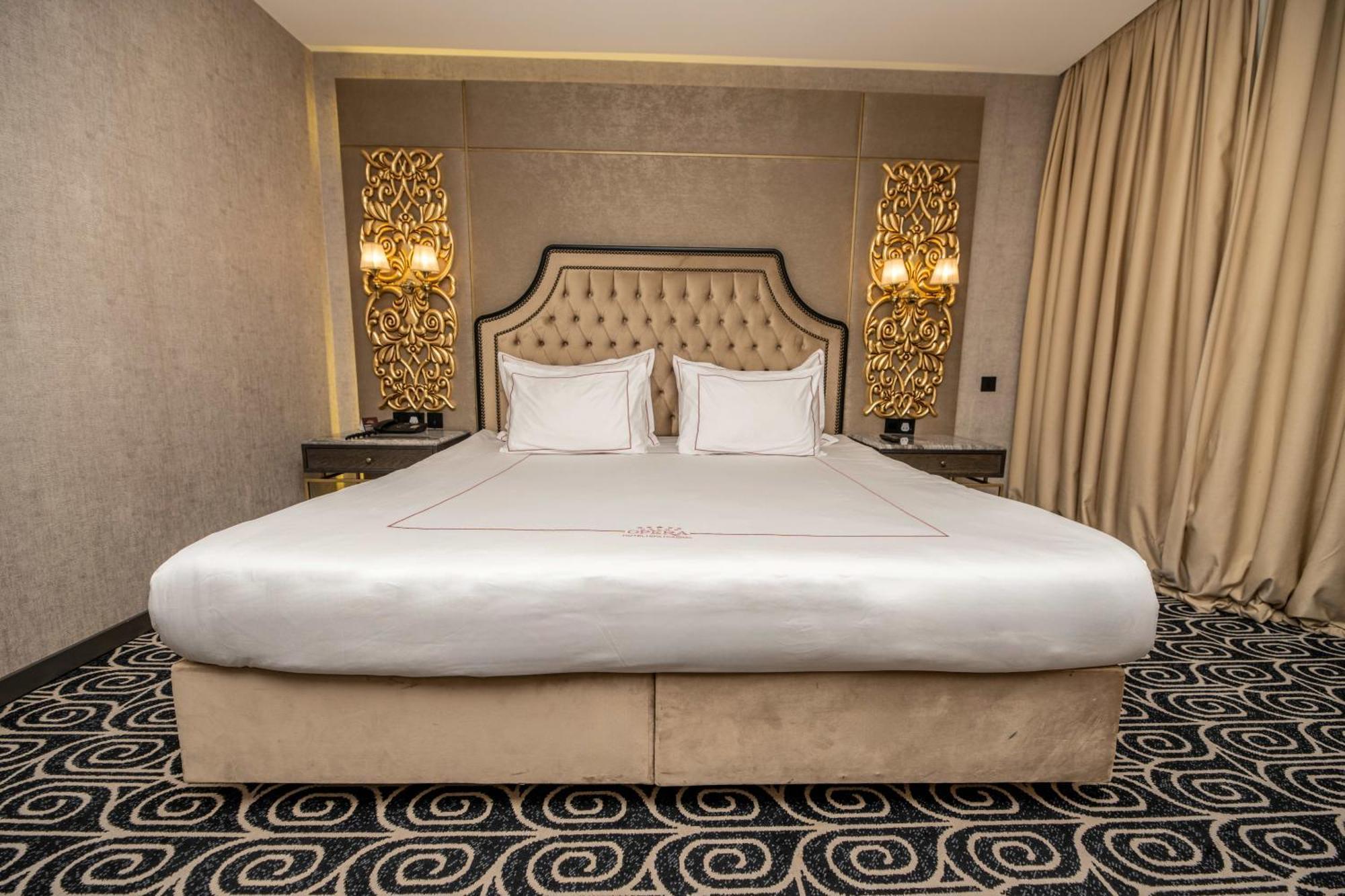 Grand Opera Hotel & Casino & Spa Kyrenia  Extérieur photo